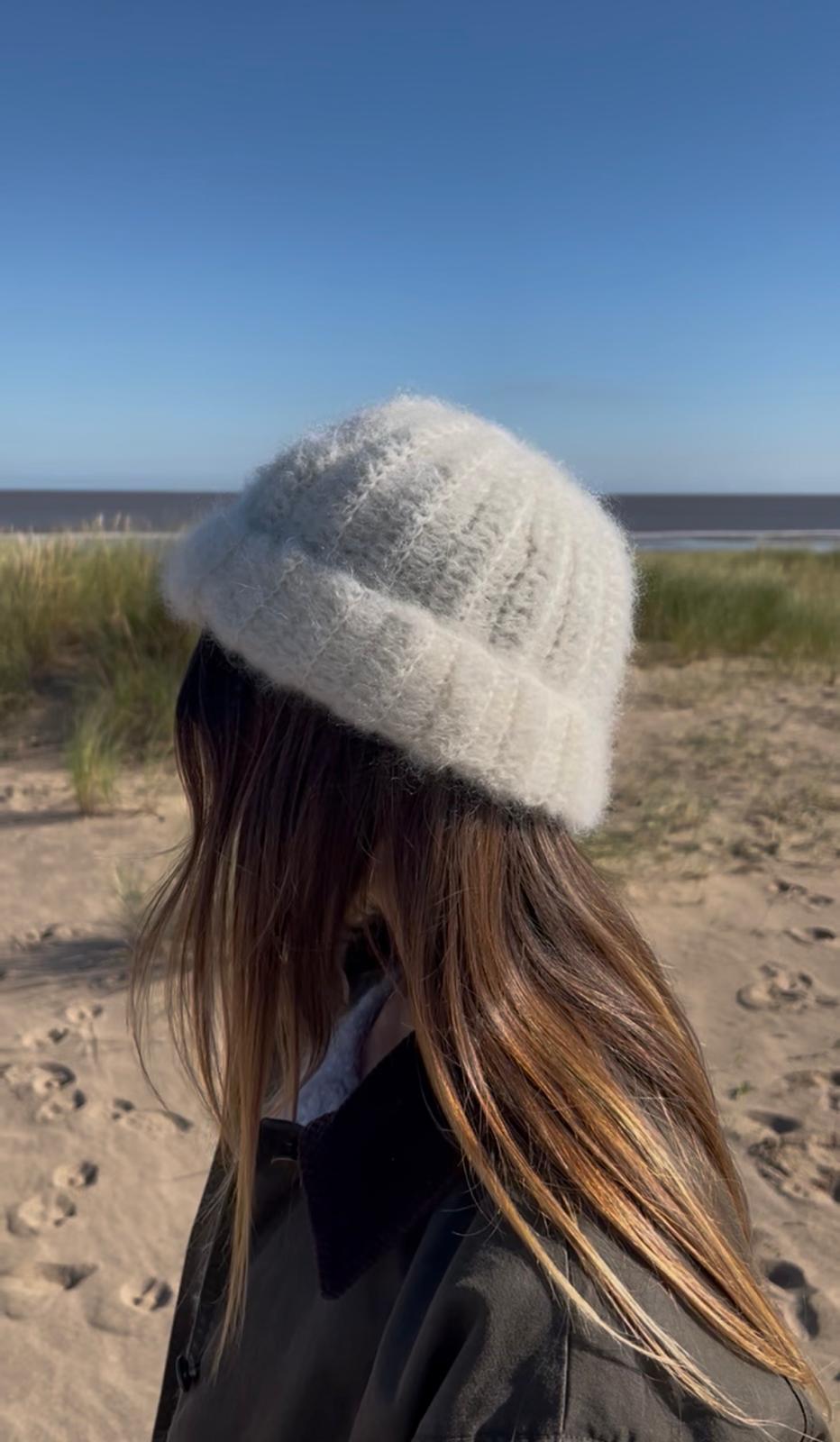 Bona Beanie Creamy White 3
